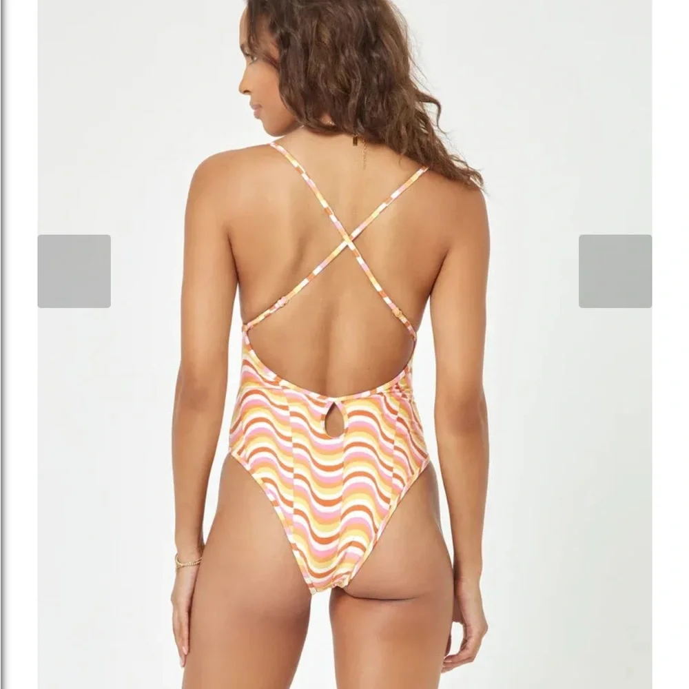 LSpace Clover Bitsy One Piece Size Medium - Picture 3 of 3